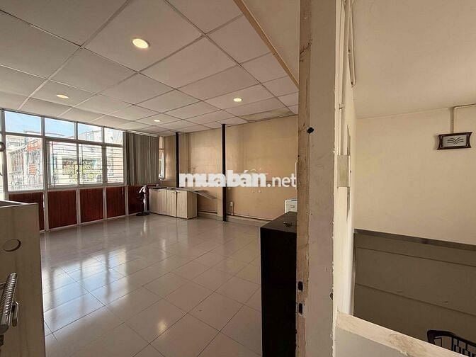 CHO THUÊ NGUYÊN CĂN ĐƯỜNG MẠC ĐĨNH CHI -Q1 - 100m2 SÀN- TỰ DO KD