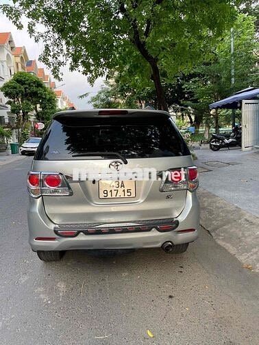 Toyota Fortuner 2014 Xăng Tự động Bạc