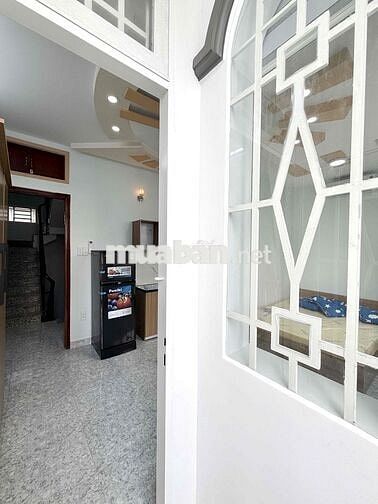 CHÍNH CHỦ CHO THUÊ PHÒNG PHÚ NHUẬN FULL NỘI THẤT MỚI CỬA SỔ BAN CÔNG