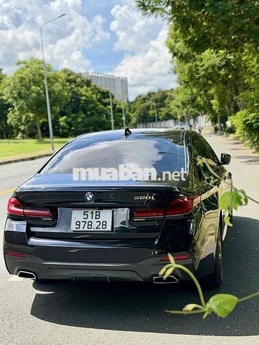 BMW 520i M-Sport 2021 8600 km Đen