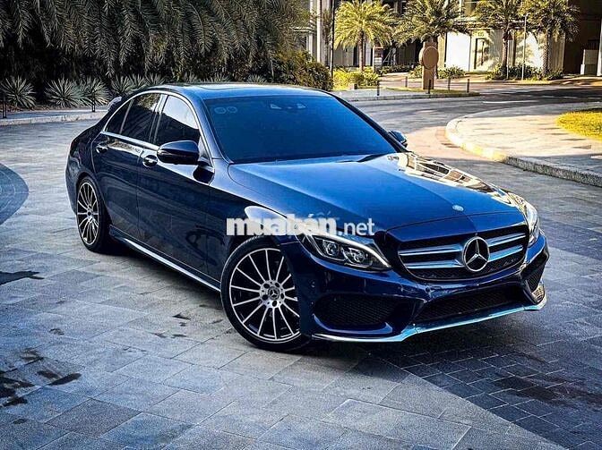 Mercedes C300 AMG 2017 Xanh Tự động 9 cấp