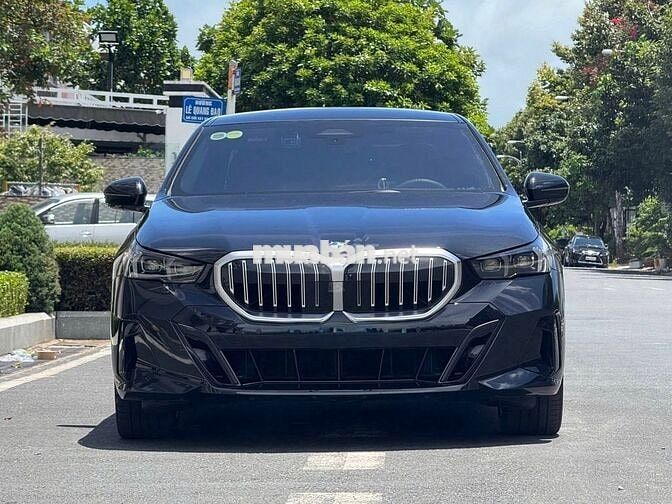 BMW 530iM-SPORT MODEL2026 NHẬP ĐỨC BH HÃNG 2030