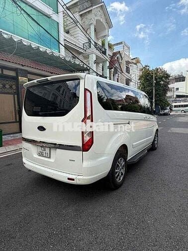 Ford Tourneo titaimum 2021 Trắng Tự động