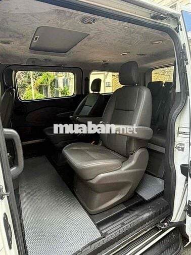 Ford Tourneo titaimum 2021 Trắng Tự động