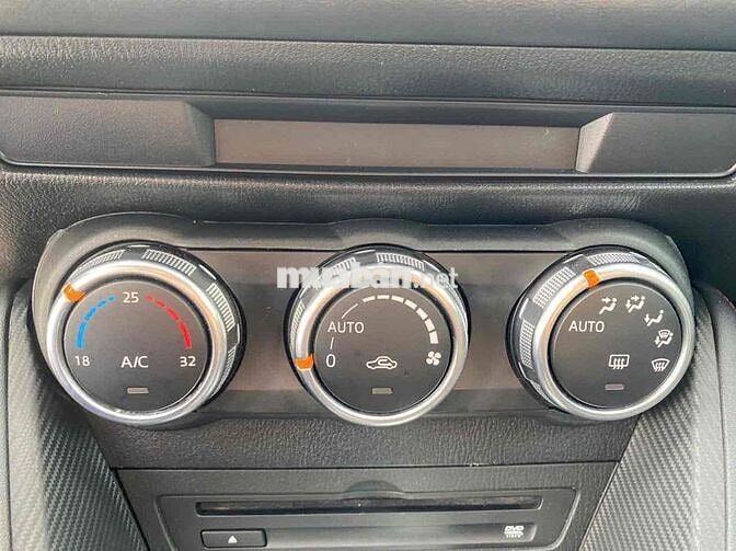 Mazda Mazda 2 2016 Số tự động Vàng cát