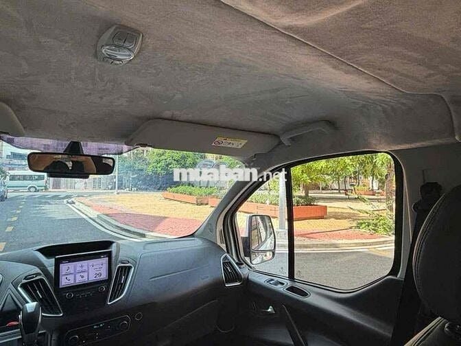 Ford Tourneo titaimum 2021 Trắng Tự động