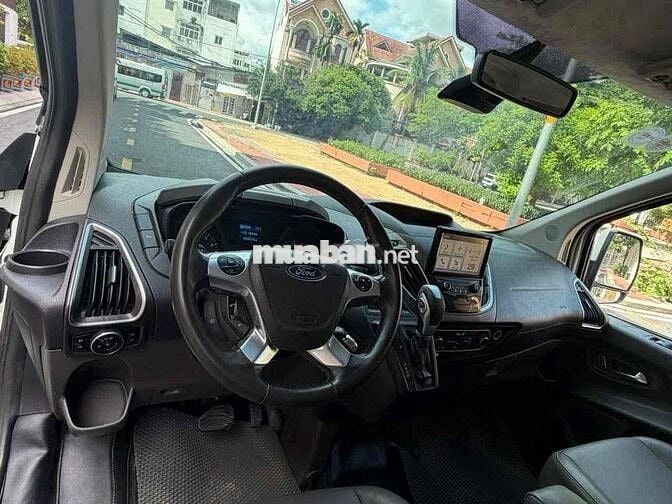 Ford Tourneo titaimum 2021 Trắng Tự động