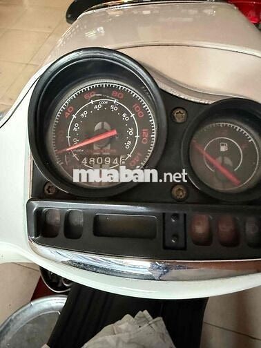 Piaggio Vespa 2011 Trắng