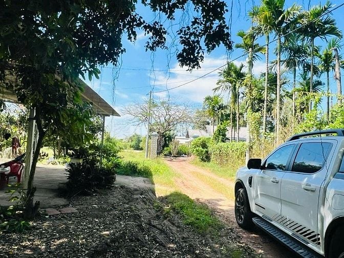 Bán đất xã An Nhơn Tây 1598m2 thổ cư 215m2. Giá bán 4 tỷ.