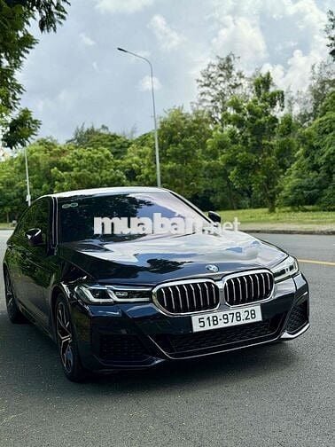 BMW 520i M-Sport 2021 8600 km Đen
