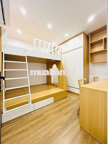 Căn hộ CC Giảng Võ, thang máy xịn, view hồ, 2 ban công, 60m2*2PN