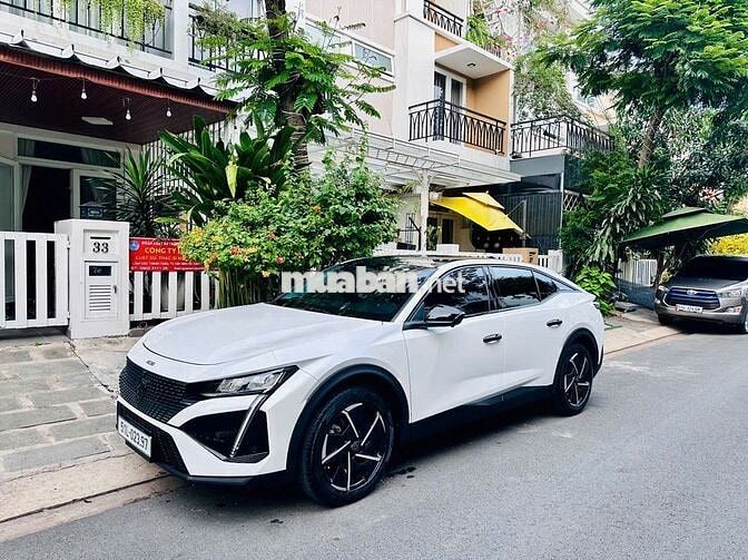 Peugeot 408 Premium 2023 Trắng 13.942 km