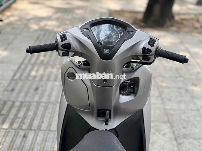 Honda Lead 125 2val 2019 Smartkey Bạc nhám