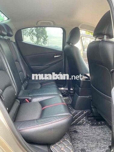 Mazda Mazda 2 2016 Số tự động Vàng cát