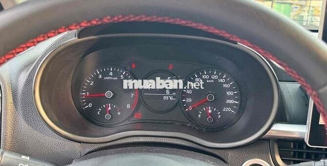 Kia Morning GT-Line 2024 chạy 9.000km hỗ trợ góp