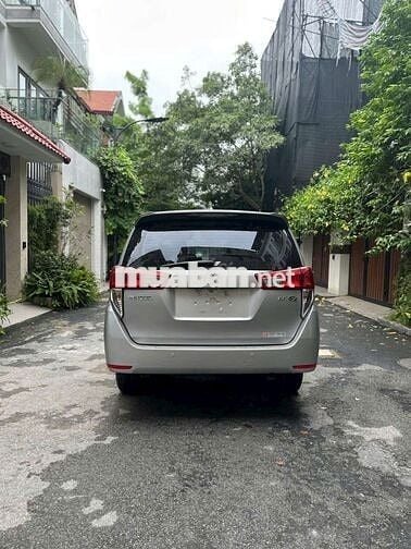 Toyota Innova V 2018 Tự động Bạc 128378 km