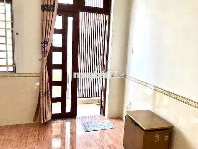 Cho thuê nhà hẻm xe hơi đường Huỳnh Thiện Lộc