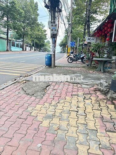 cho thuê nhà mt gần vòng xoay an phú