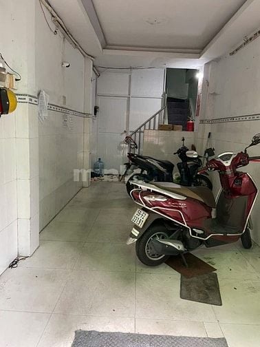 Phòng 232/9 ngô quyền 18m2 2.800.000