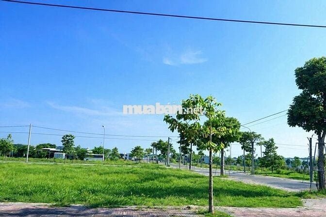 Lô góc 2 mặt tiền hiếm 162m KDC đông đúc gần vòng xoay cao tốc BH-VT