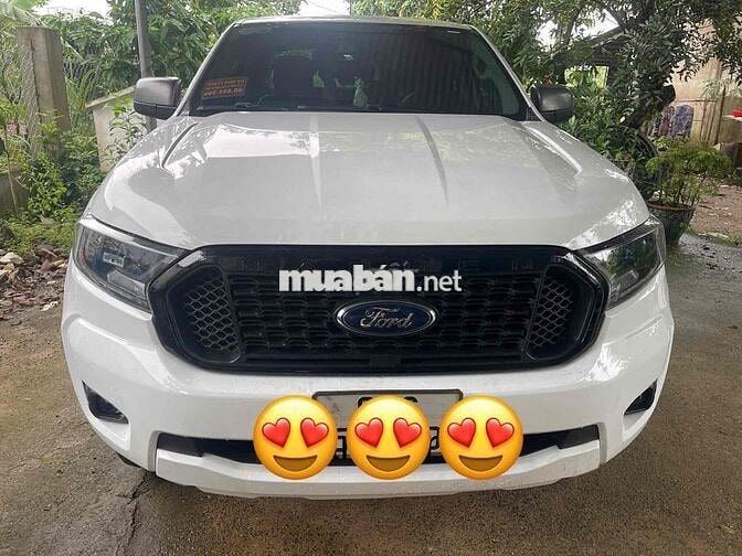 Ford Ranger Trắng 5 chỗ