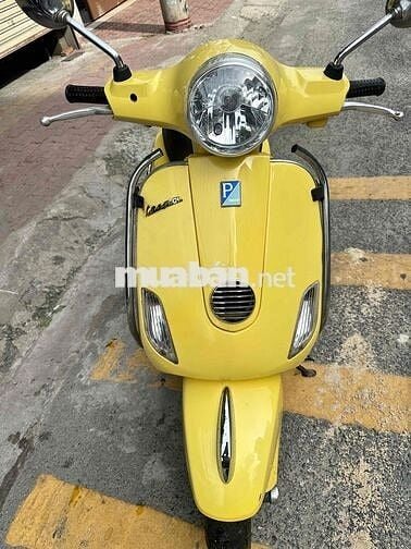 Piaggio Vespa LX 125 Vàng Bstp 9 chủ