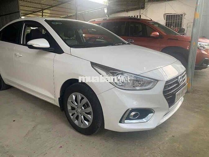 Hyundai Accent 2019 Số sàn 107000 km Trắng