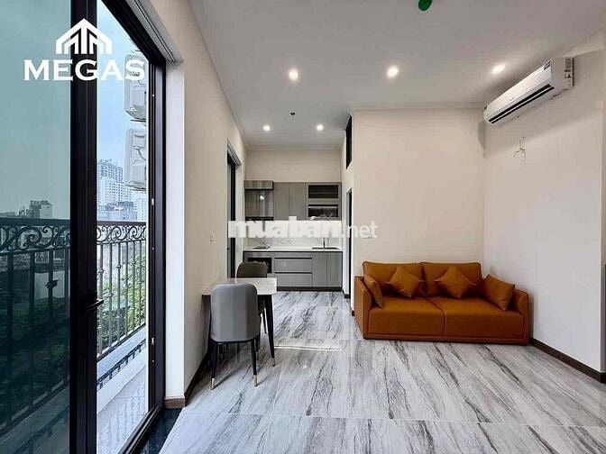 Hiếm!!! 2 ngủ 8trX, 1 ngủ rộng ô tô đỗ cửa tại Cầu Giấy, nhà mới tinh
