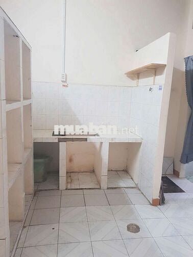 Nhà 1/ Phan Văn Hớn Vô Xíu 2 Phòng Ngủ
