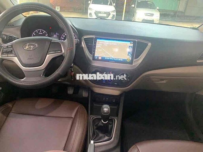 Hyundai Accent 2019 Số sàn 107000 km Trắng