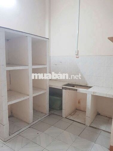 Nhà 1/ Phan Văn Hớn Vô Xíu 2 Phòng Ngủ