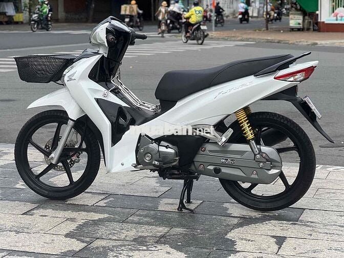 Honda Future 125 Fi 2023 Trắng Đen Tự động