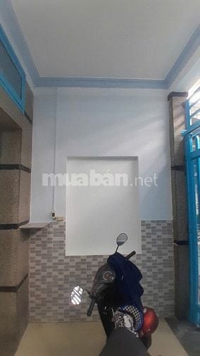 Cho thuê nguyên căn nhà đường Trưng Nữ Vương, gần chợ Hóc Môn