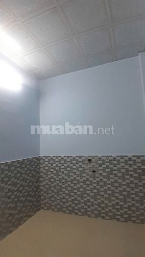 Cho thuê nguyên căn nhà đường Trưng Nữ Vương, gần chợ Hóc Môn