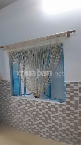 Cho thuê nguyên căn nhà đường Trưng Nữ Vương, gần chợ Hóc Môn