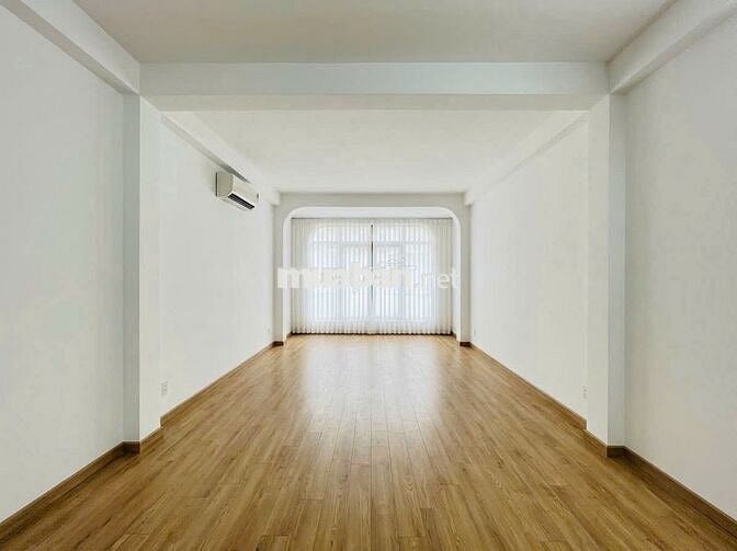 NHÀ ĐẸP TRẮNG XINH - 24E Nguyễn Thái Bình, TB -DTSD 320m2, 4 tầng