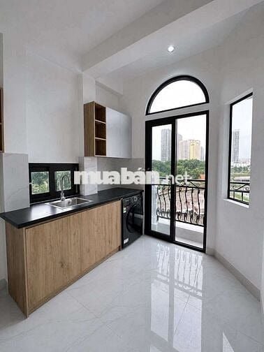 Siêu phẩm CCMN 30m2 Full đồ. máy giặt, ban công tại Lương Thế Vinh