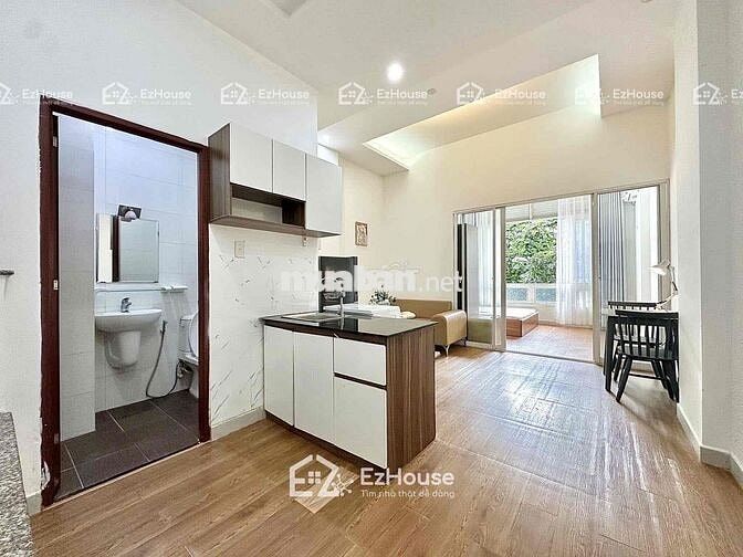 CHDV ban công tách bếp máy giặt riêng full nội thất mới