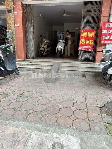 Cho thuê MBKD mặt phố Vân Đồn 30m2