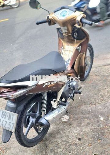 Honda Future 125 Nâu vàng