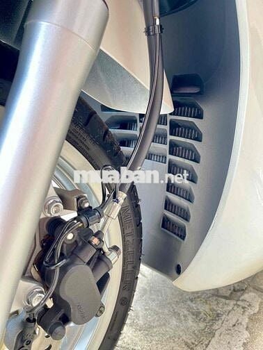 SH350i 2022 trắng máy Thái sm6005 odo 857 km
