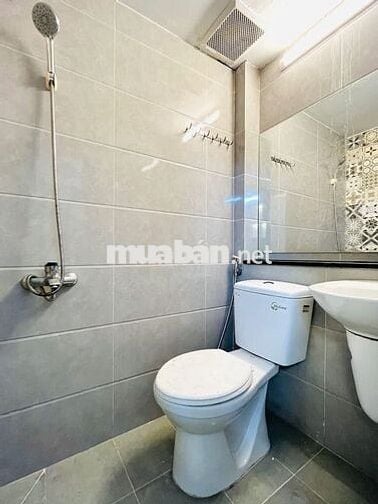 NGAY CHỢ TÂN HƯƠNG, HUIT - PHÒNG FULL NỘI THẤT GIÁ TỐT