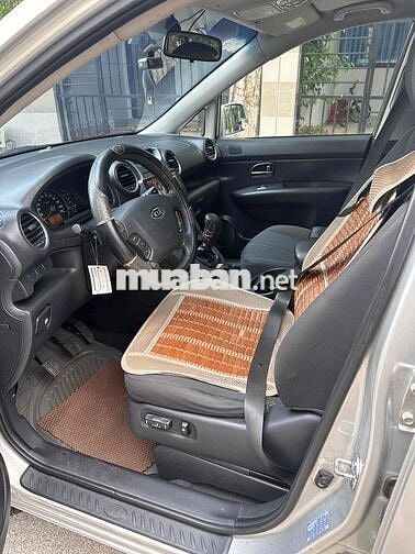 Kia Carens 2011 Bản full Số sàn Bạc