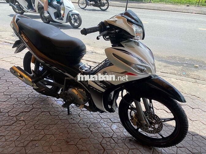 Yamaha Jupiter RC Fi trắng đen
