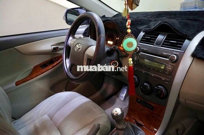 Toyota Corolla Altis 2010 Số sàn 1.8L Xăng Bạc