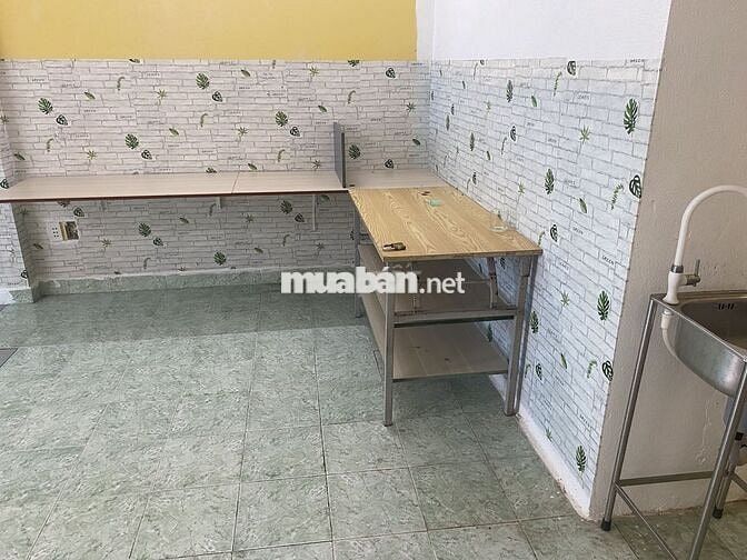 PHÒNG BAN CÔNG SIÊU THOÁNG NGAY K300 CỘNG HÒA, LOTTE MART