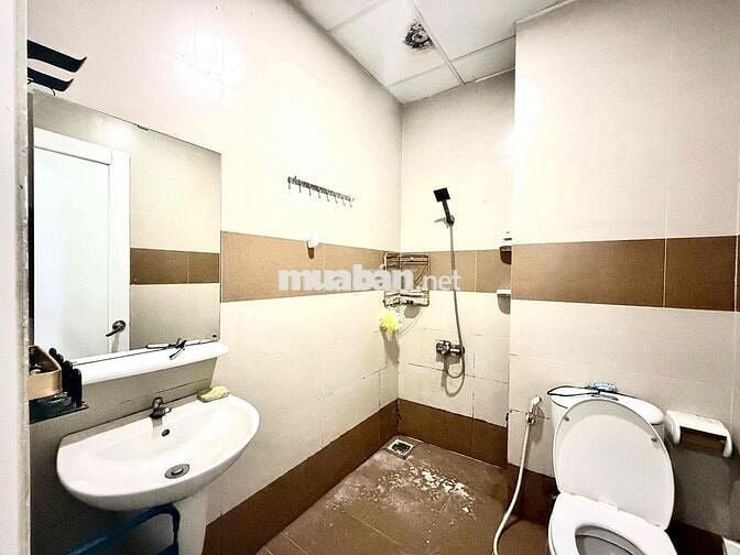 CHO THUÊ CĂN 2PN - MẶT TIỀN TRẦN QUANG DIỆU- Q3 - FULL NỘI THẤT - 50m2