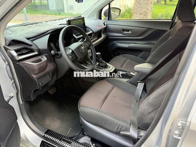 Toyota Avanza 2023 siêu mới, giá tốt