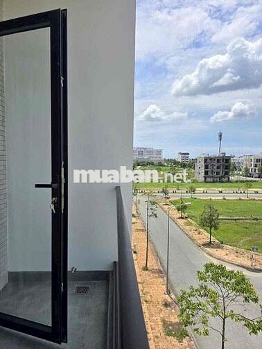 NHÀ 4 TẦNG CÓ THANG MÁY,TRỤC CHÍNH KHU ĐÔ THI MỚI AN BÌNH HỒNG PHÁT