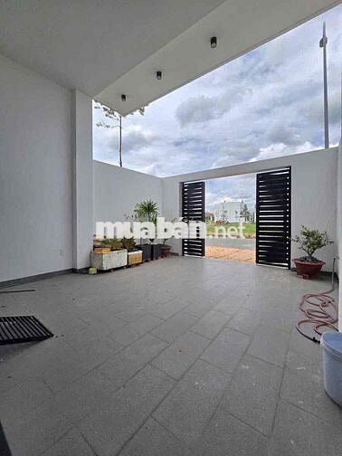 NHÀ 4 TẦNG CÓ THANG MÁY,TRỤC CHÍNH KHU ĐÔ THI MỚI AN BÌNH HỒNG PHÁT